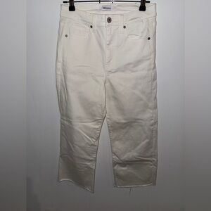 Zenana Women’s White Raw Edge Hem Jeans